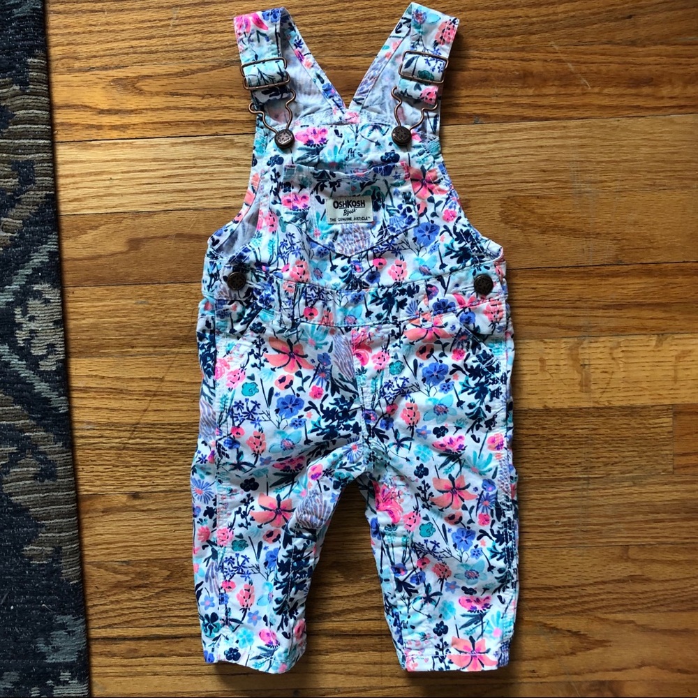 🌸Oshkosh B'Gosh Floral Overalls🌸